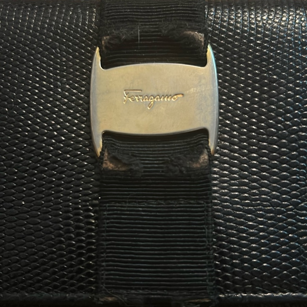 Authentic Salvatore Ferragamo Vara Leather Long Bifold Wallet Made in Italy - Picture 4 of 9
